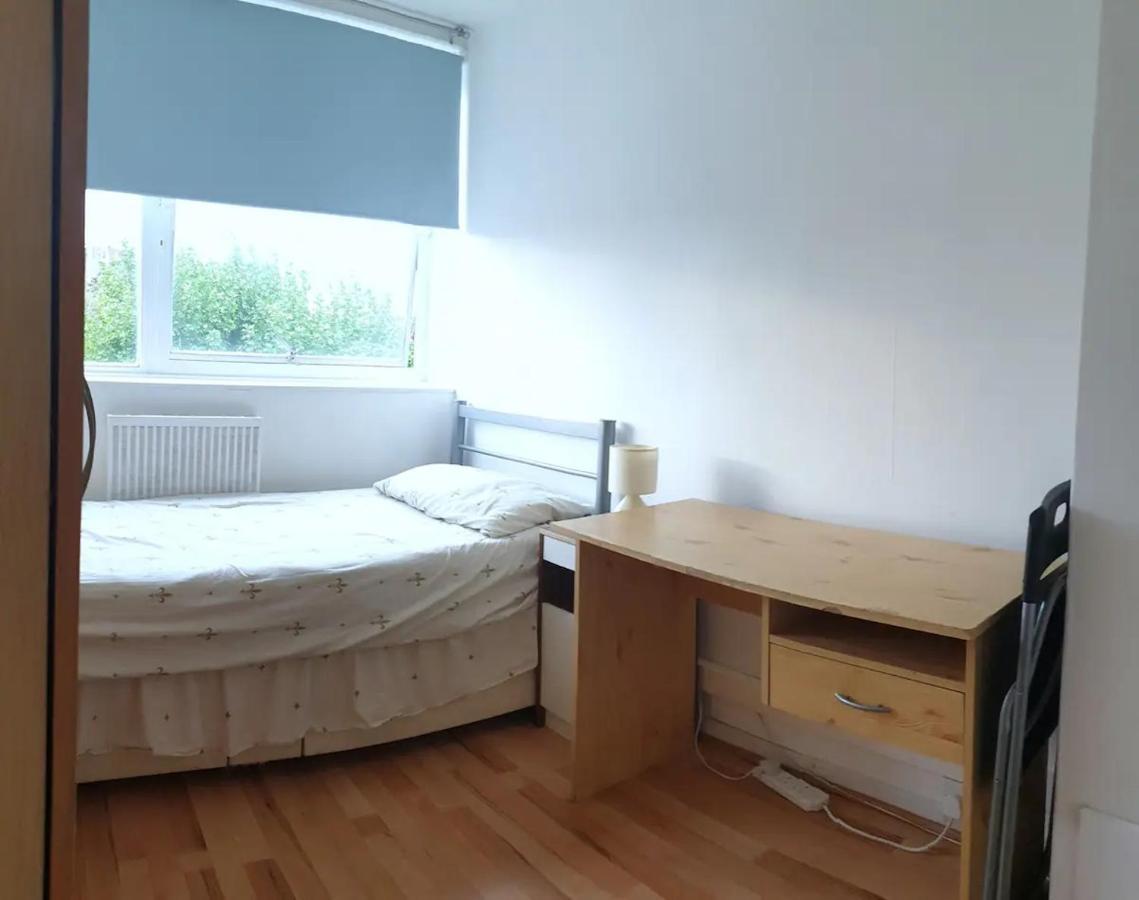 Alloggio in famiglia Elephant & Castle - Zone 2 - Private - Shared Bathroom Londra